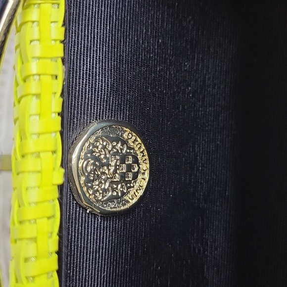 Vince Camuto NWT Bright Yellow Woven Horn Clutch W/Removable Chain Strap - Picture 10 of 12